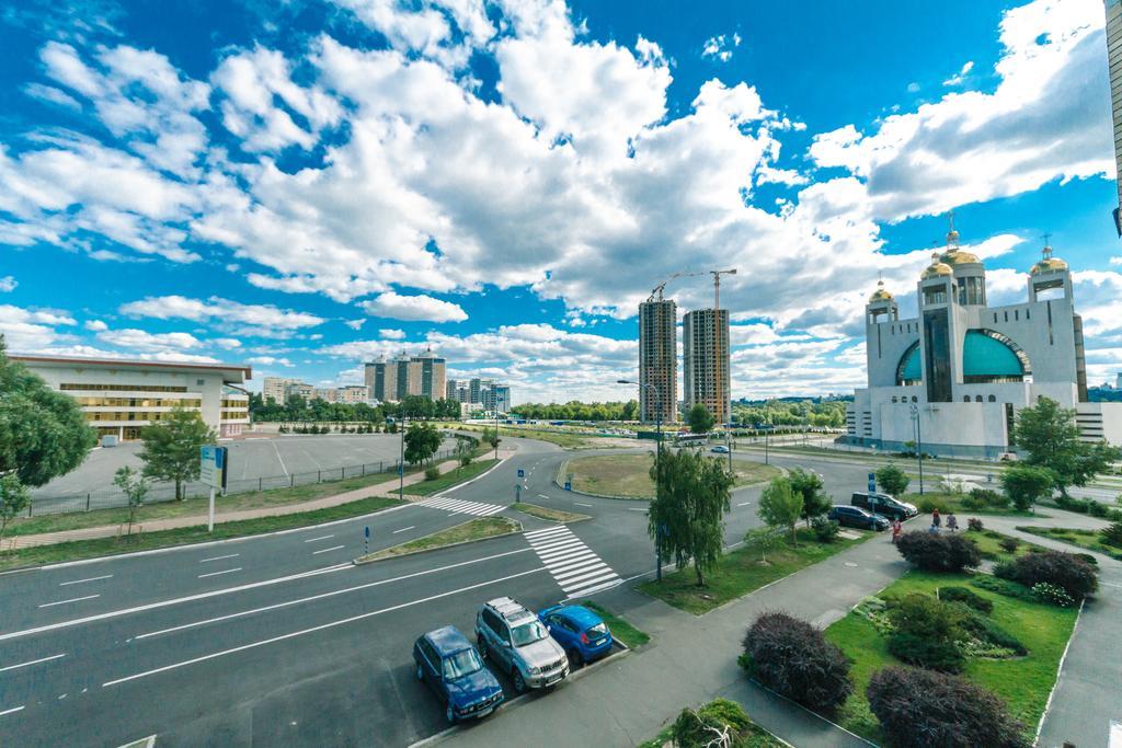 Two-Storey Apartment Near Iec Kiev Extérieur photo